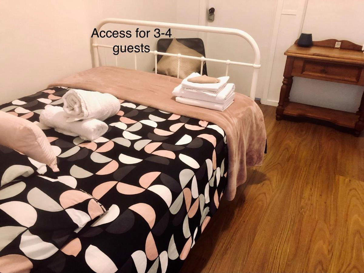The Husky House Or Little Husky Studio Suite Huskisson Esterno foto